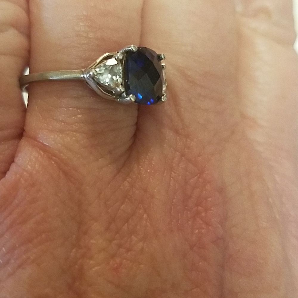 EMA Sterling Rhinestone Ring - Picture 3 of 5